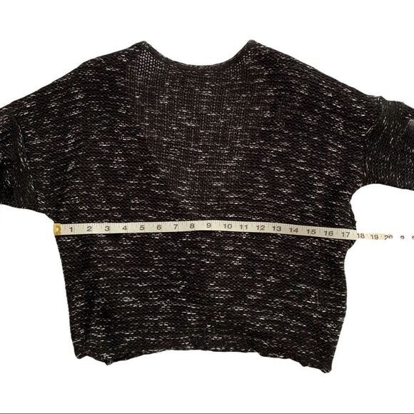 ABOUND Black and White Twist Back Sweater! - Picture 5 of 8